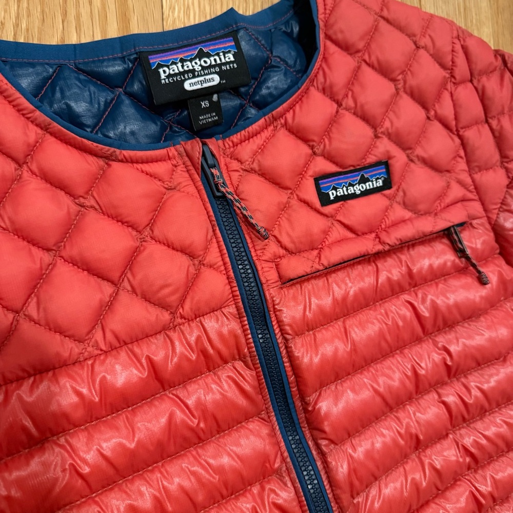 Patagonia Red Women's‎ AlpLight Down Pullover